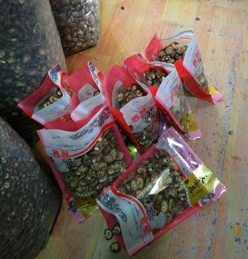 通用土特产包装袋批发指南 香菇黑木耳等山珍食用菌塑料袋（200克/16丝）